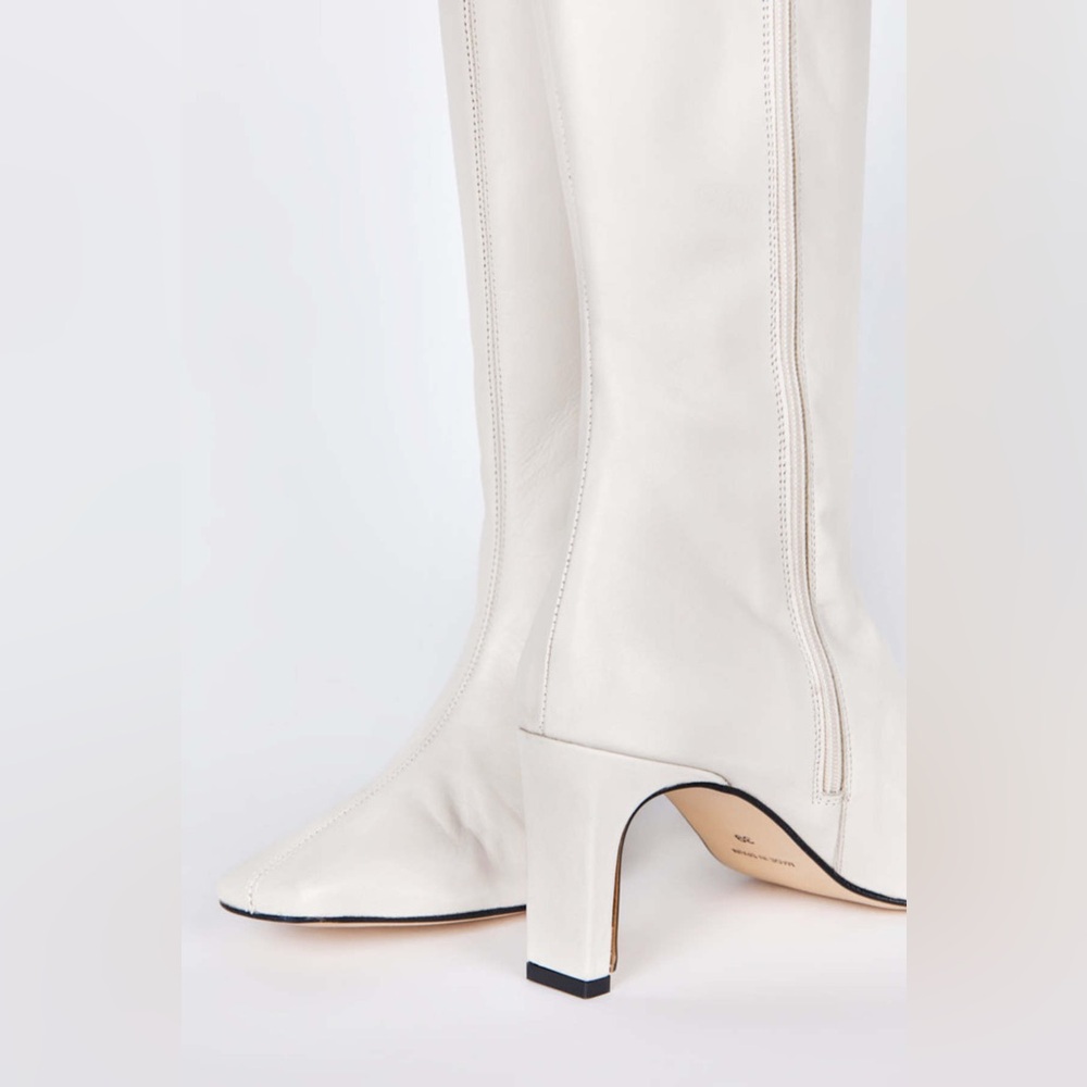 INTENTIONALLY BLANK Trot Heeled Boots
